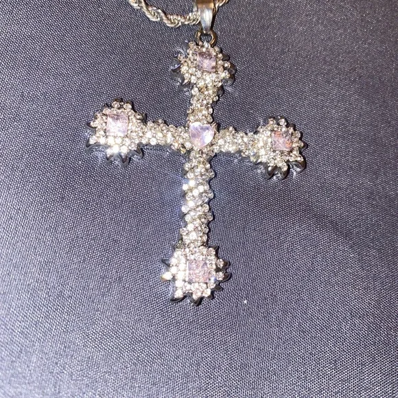 Elegant silver & pink Cross Pendant Necklace - Picture 6 of 6
